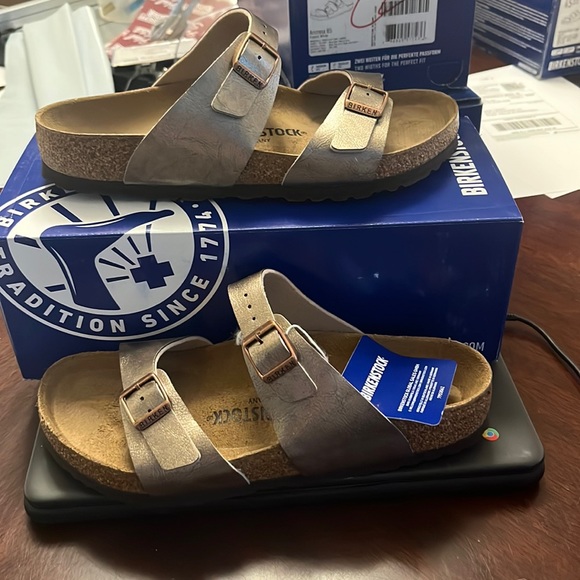 Sydney graceful taupe Birkenstock - Picture 1 of 4